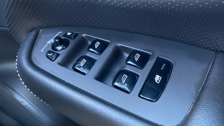 Volvo Xc90 2.0 T8 Hybrid R DESIGN Pro 5dr Geartronic Estate